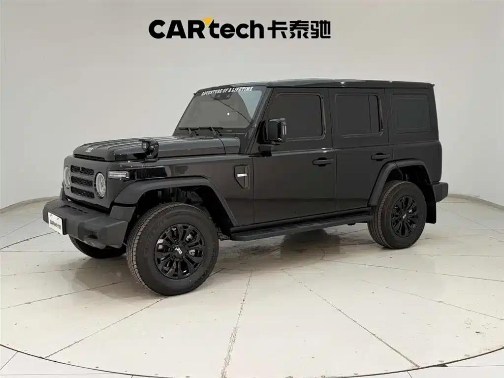 212 T01 2024 Explorer 2.0T — миниатюра 1