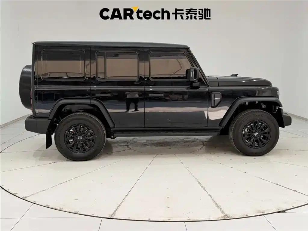 212 T01 2024 Explorer 2.0T — миниатюра 12