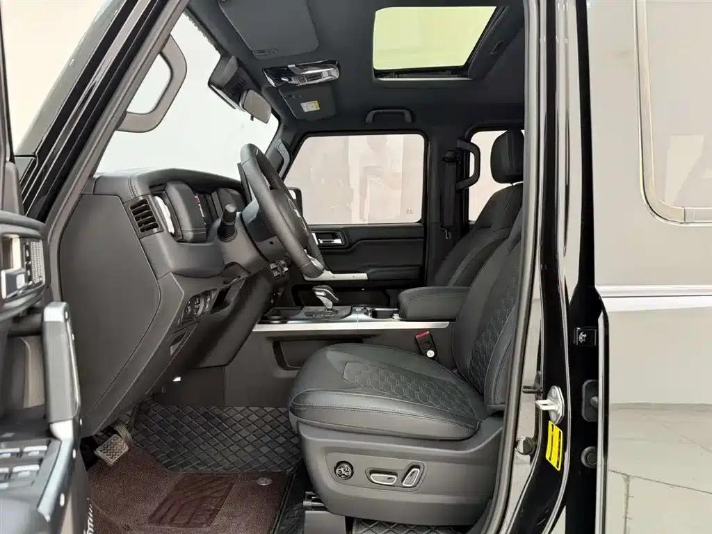 212 T01 2024 Explorer 2.0T — миниатюра 15