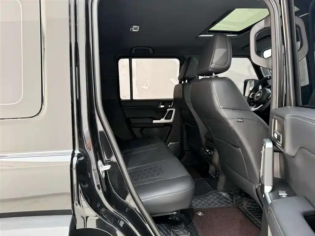 212 T01 2024 Explorer 2.0T — миниатюра 20