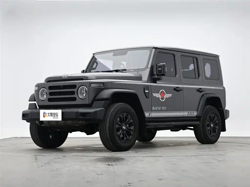 212 T01 2024 Model 2.0T Mechanic — миниатюра 1