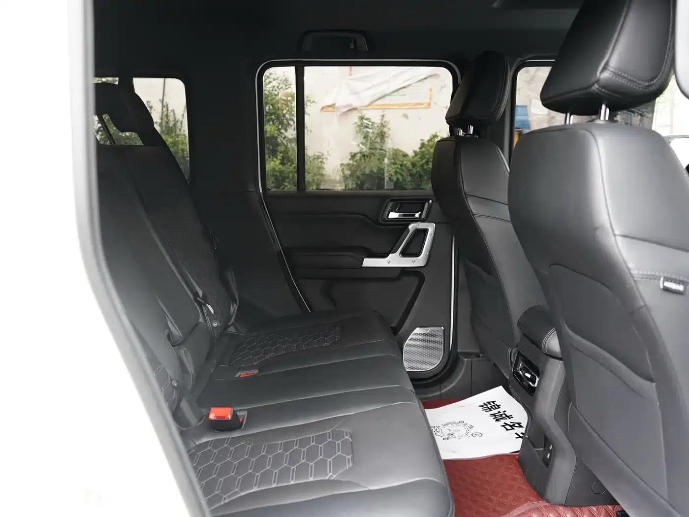 212 T01 2024 Explorer 2.0T — миниатюра 6