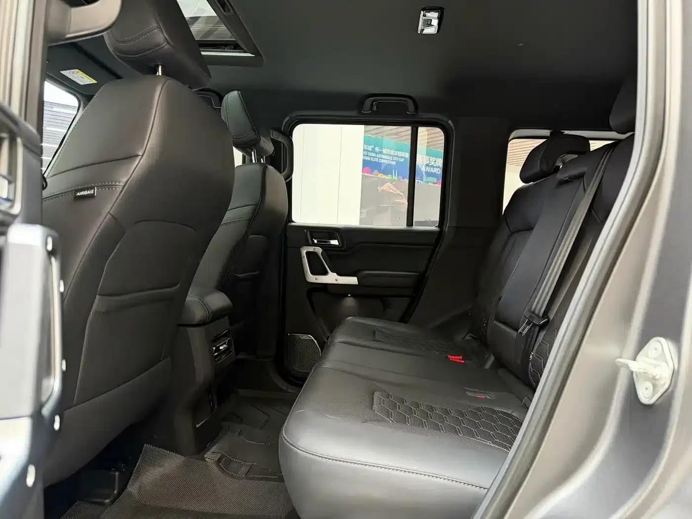 212 T01 2024 Explorer 2.0T — миниатюра 6