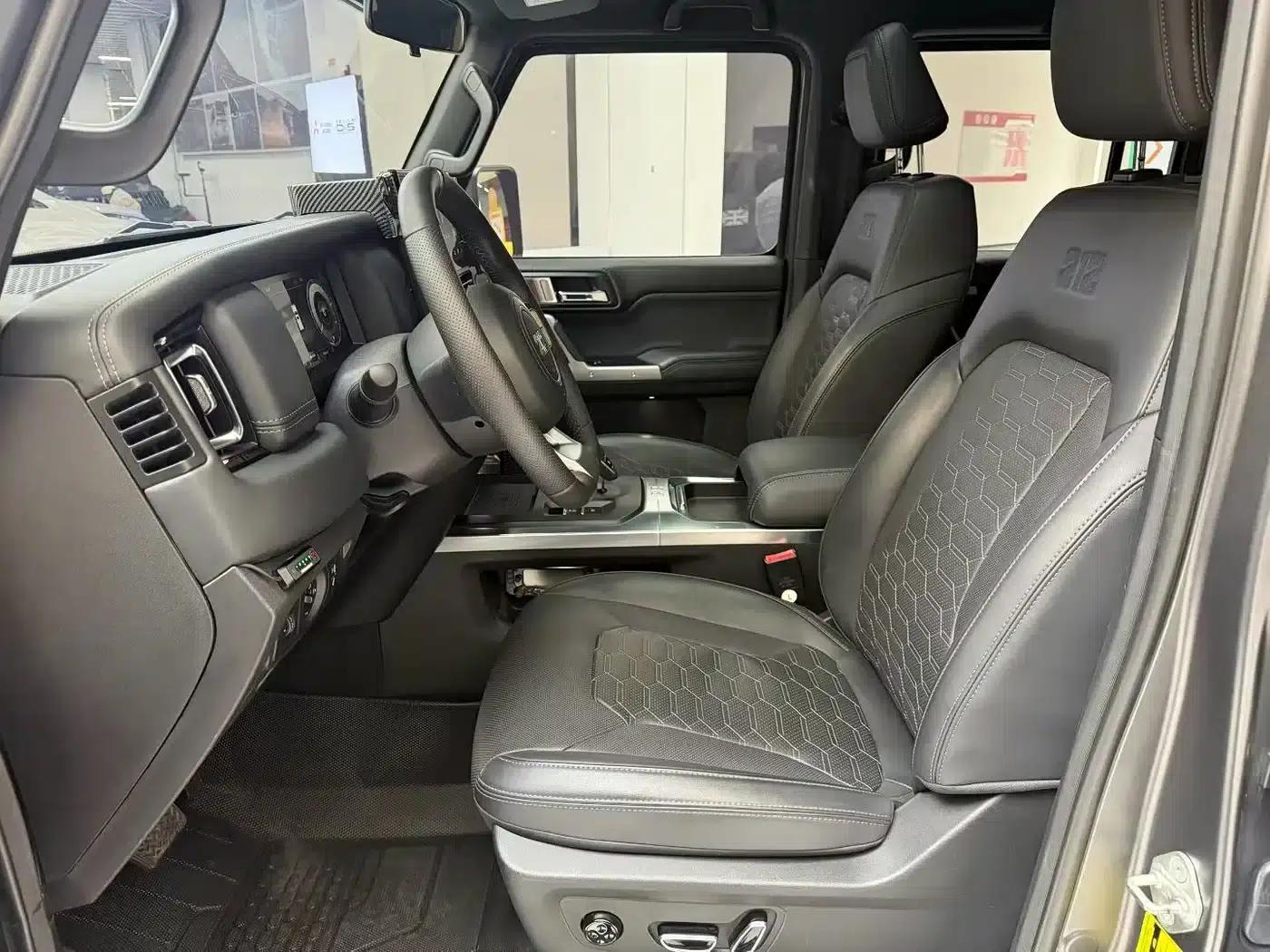 212 T01 2024 Explorer 2.0T — миниатюра 7