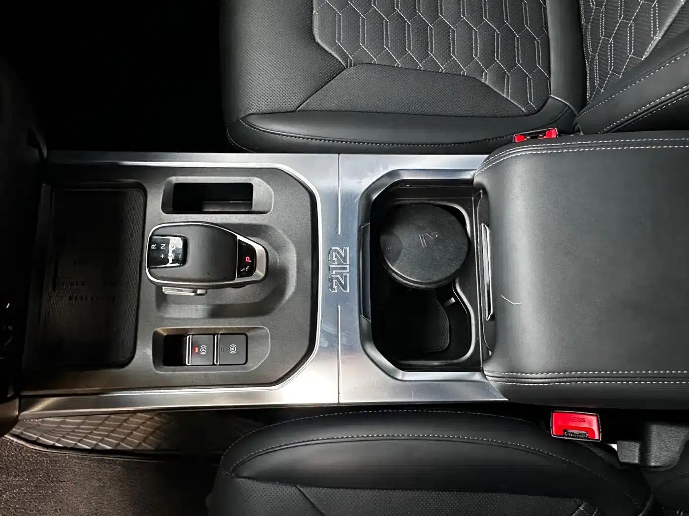 212 T01 2024 Explorer 2.0T — миниатюра 9