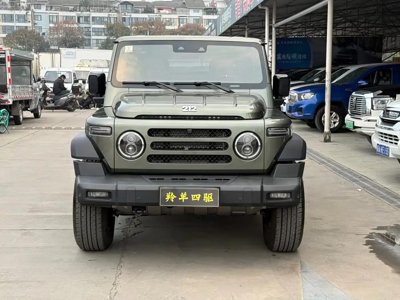 212 T01 2024 Explorer 2.0T — миниатюра 2