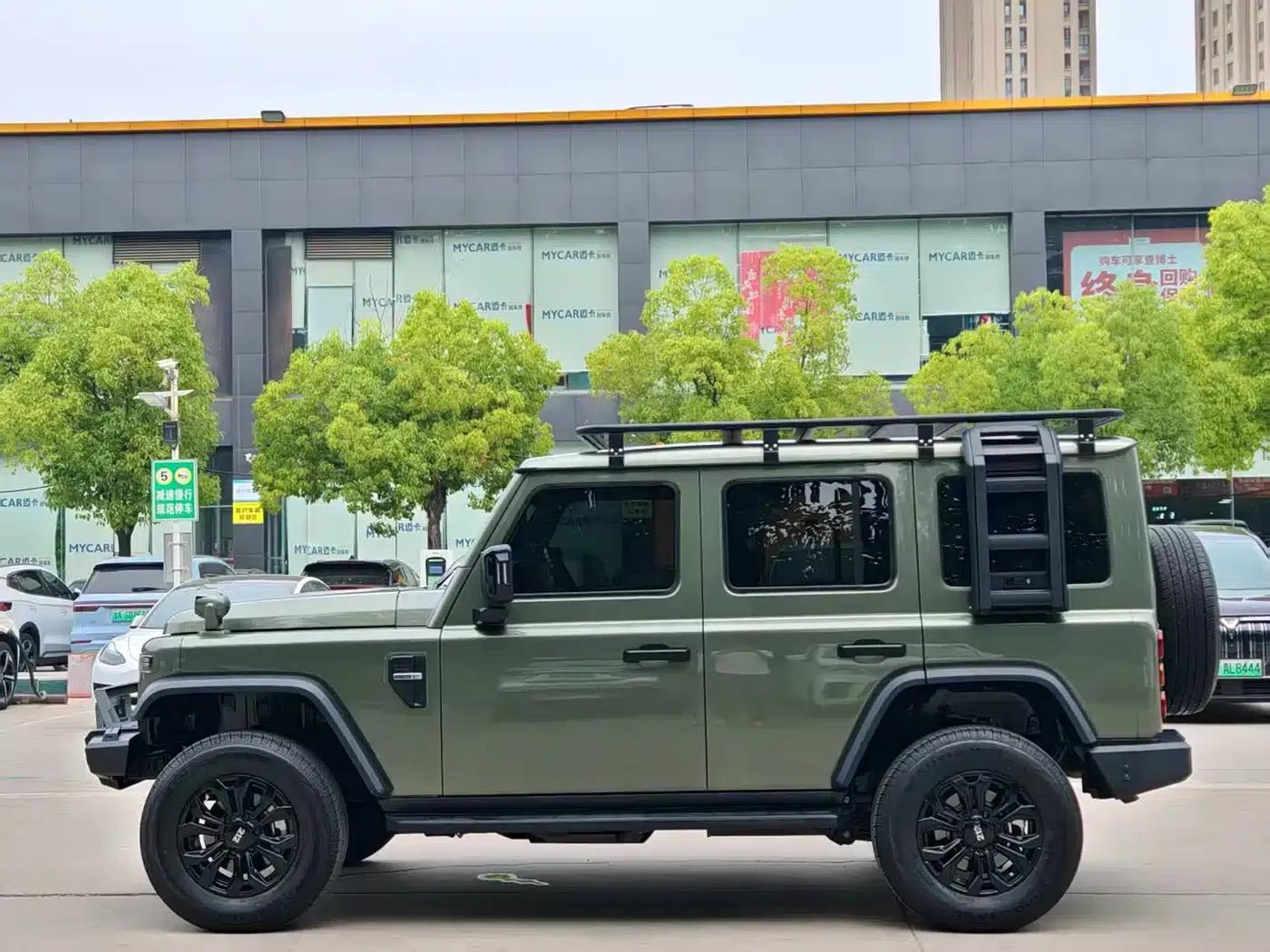 212 T01 2024 Explorer 2.0T — миниатюра 2