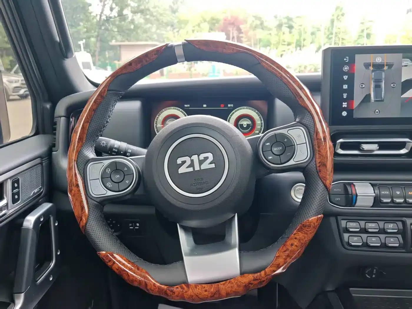 212 T01 2024 Explorer 2.0T — миниатюра 12
