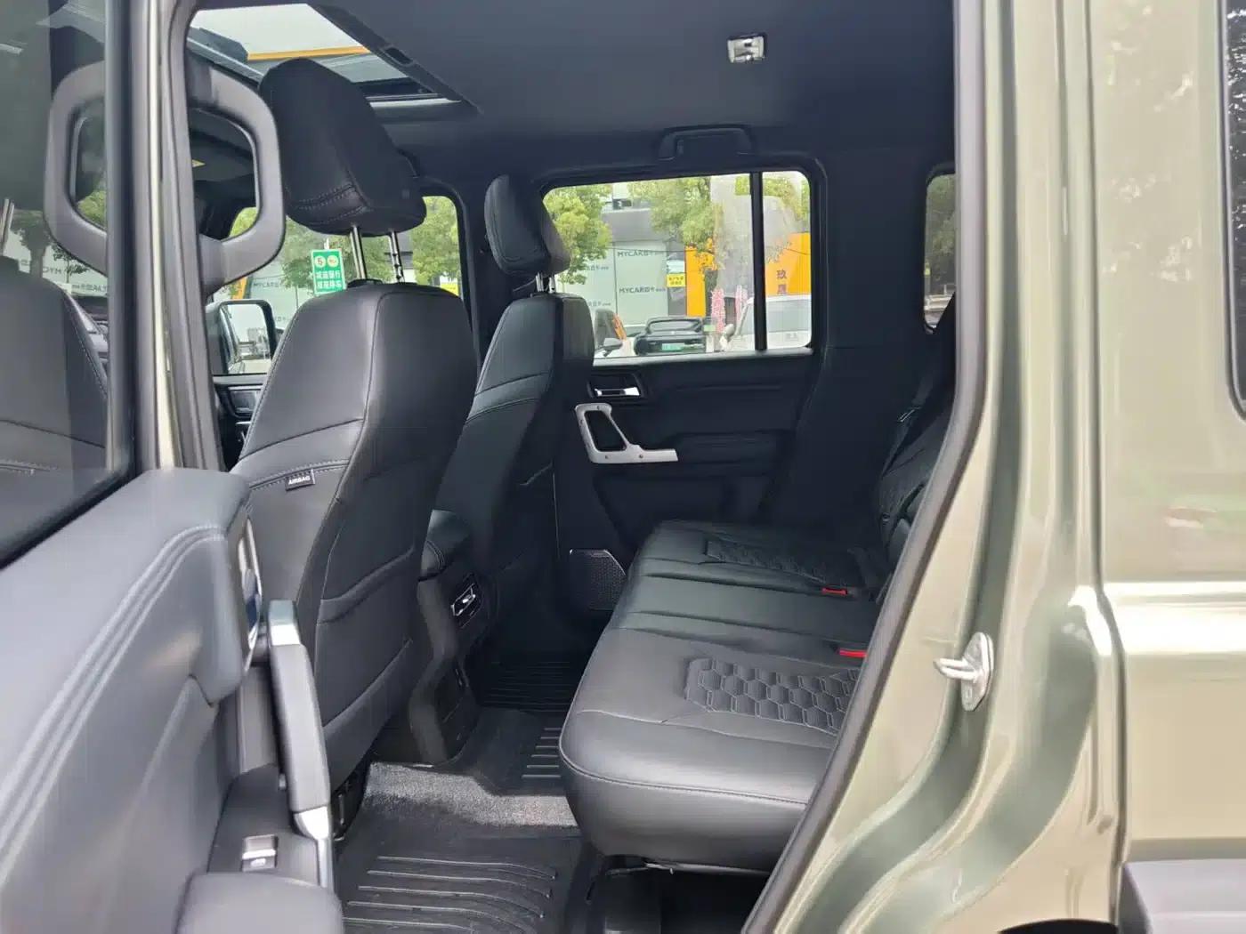 212 T01 2024 Explorer 2.0T — миниатюра 14
