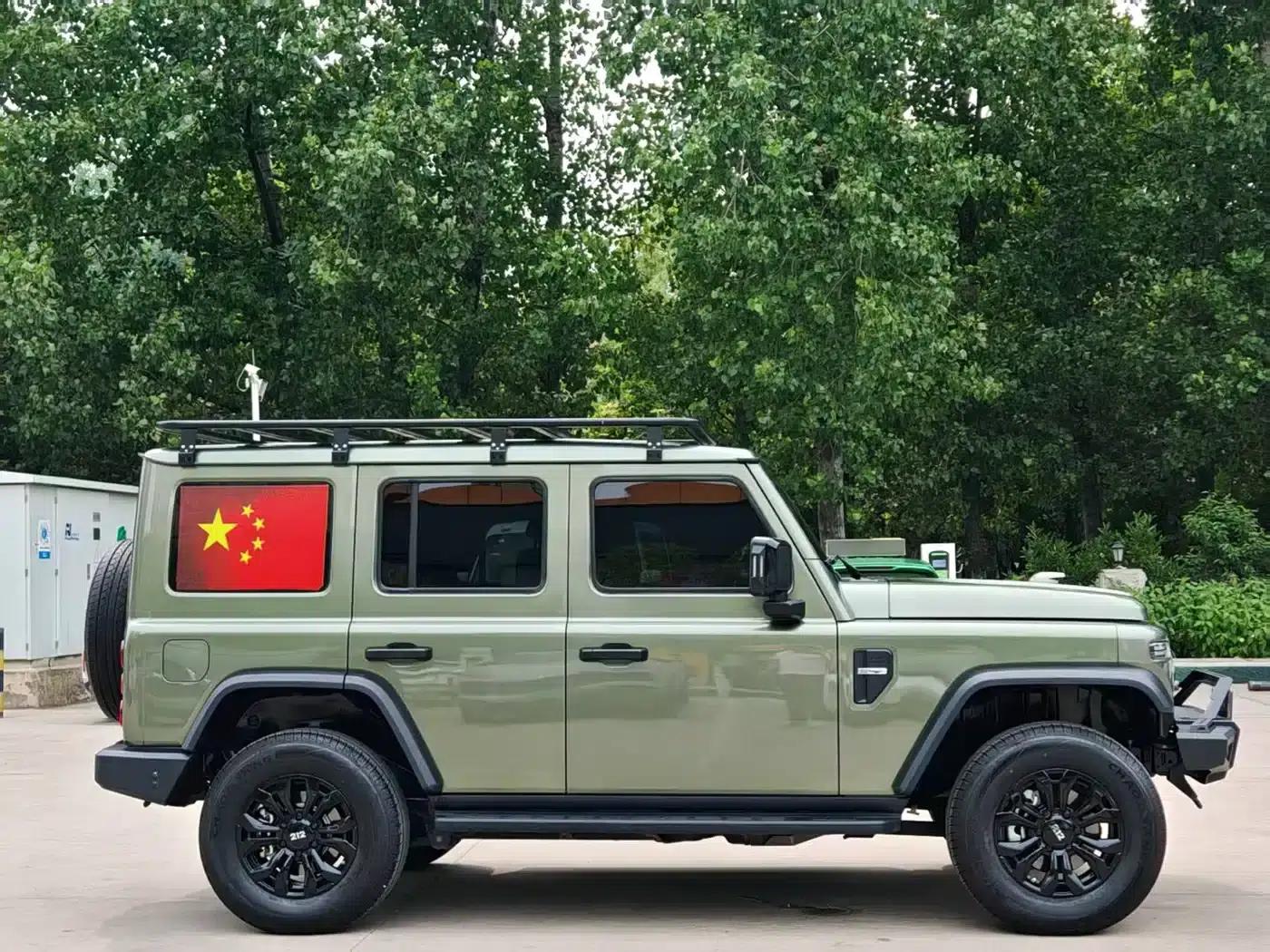212 T01 2024 Explorer 2.0T — миниатюра 3