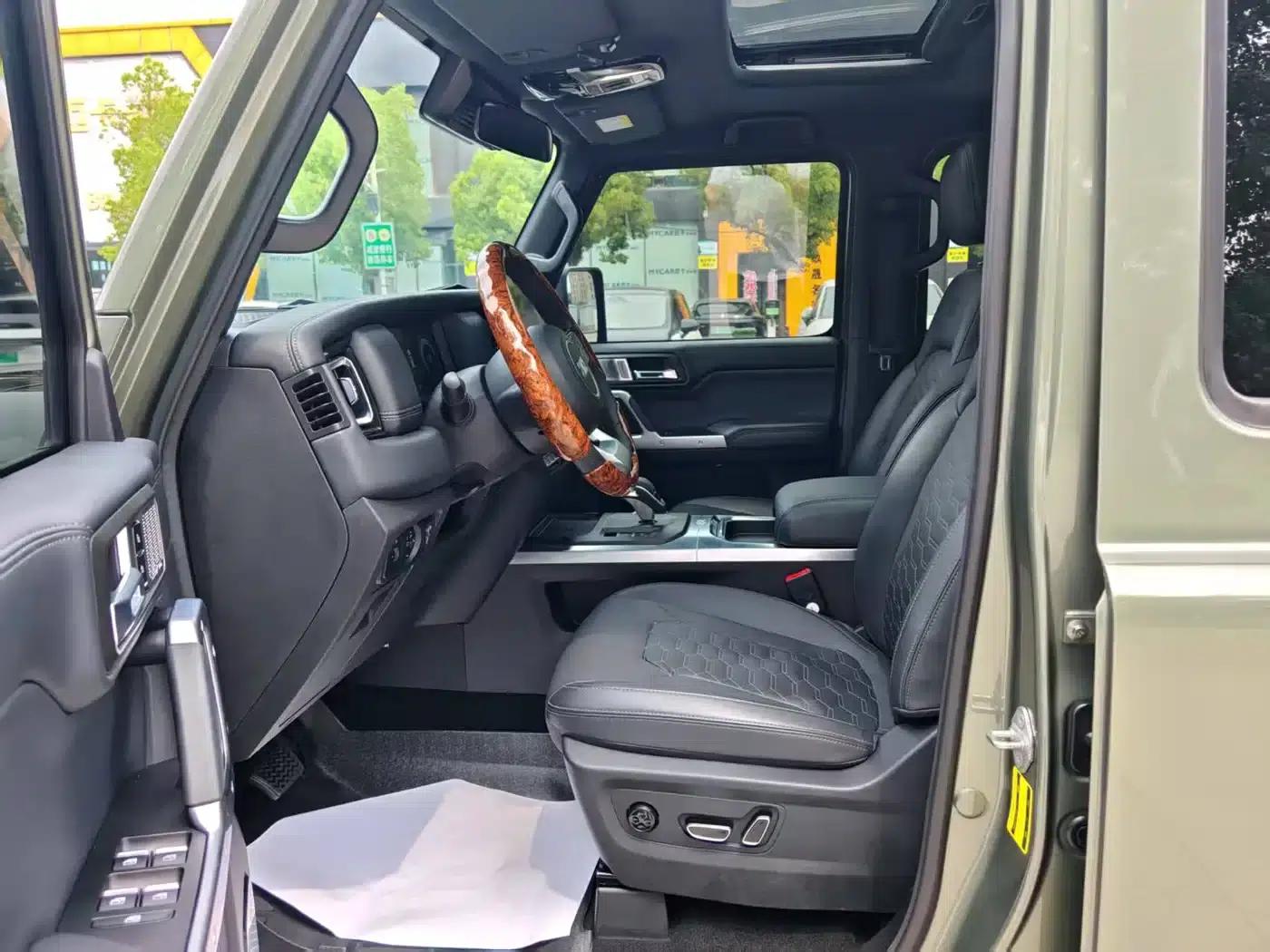 212 T01 2024 Explorer 2.0T — миниатюра 9