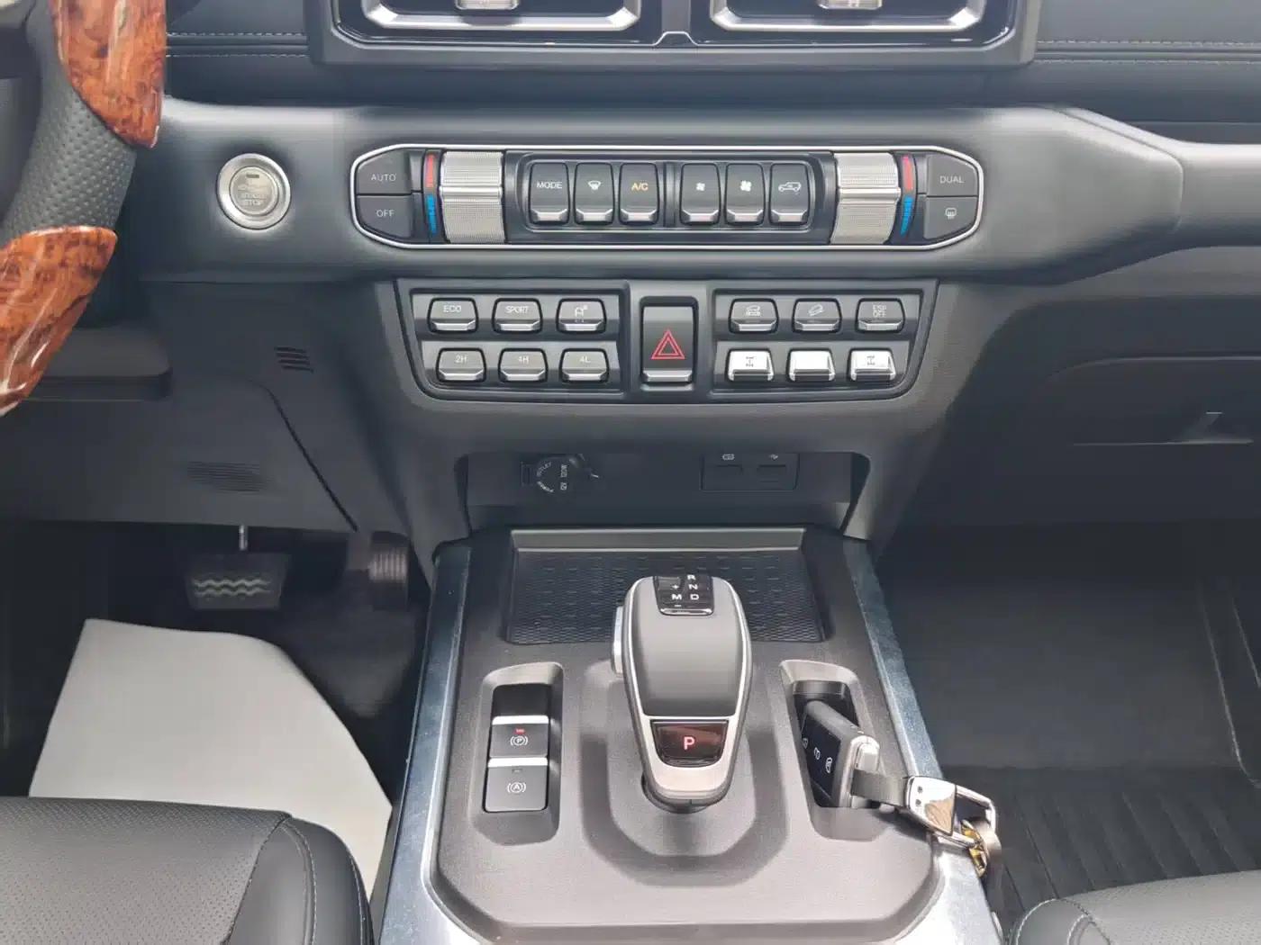 212 T01 2024 Explorer 2.0T — миниатюра 10