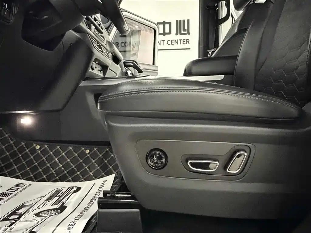 212 T01 2024 Explorer 2.0T — миниатюра 9