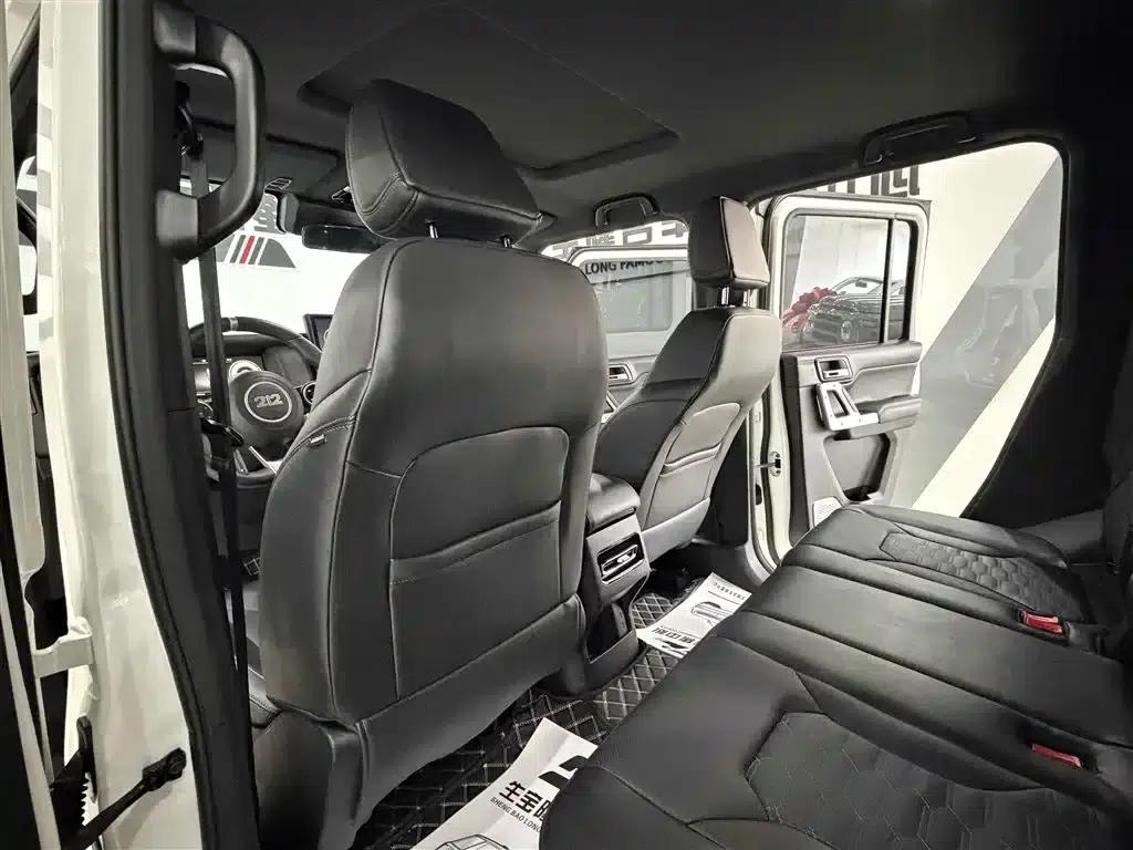 212 T01 2024 Explorer 2.0T — миниатюра 10
