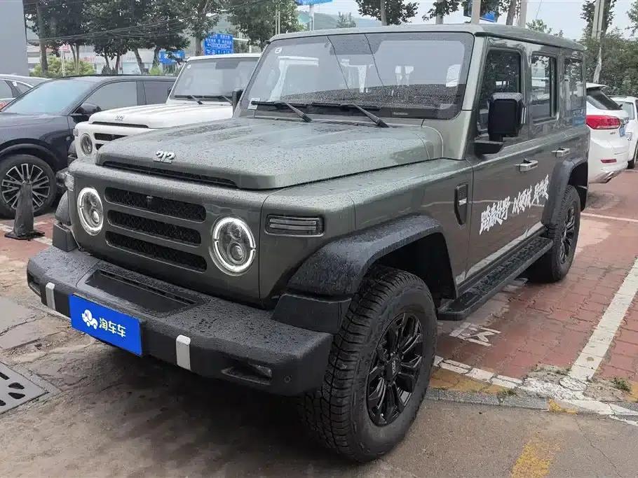 212 T01 2025 Model 2.0T Diesel — миниатюра 1