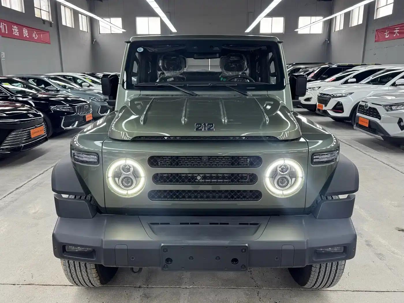 212 T01 2024 Explorer 2.0T — миниатюра 2