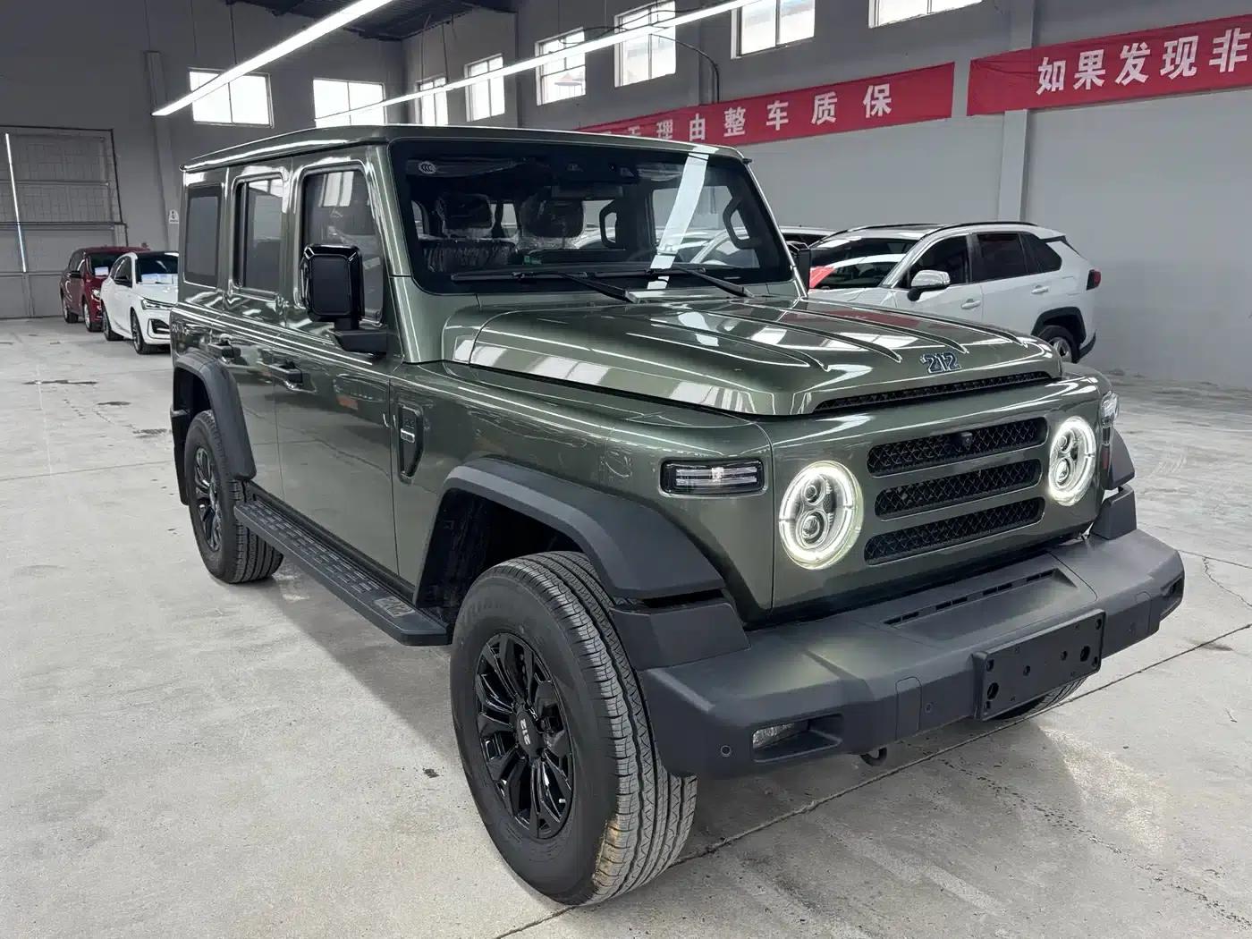 212 T01 2024 Explorer 2.0T — миниатюра 3