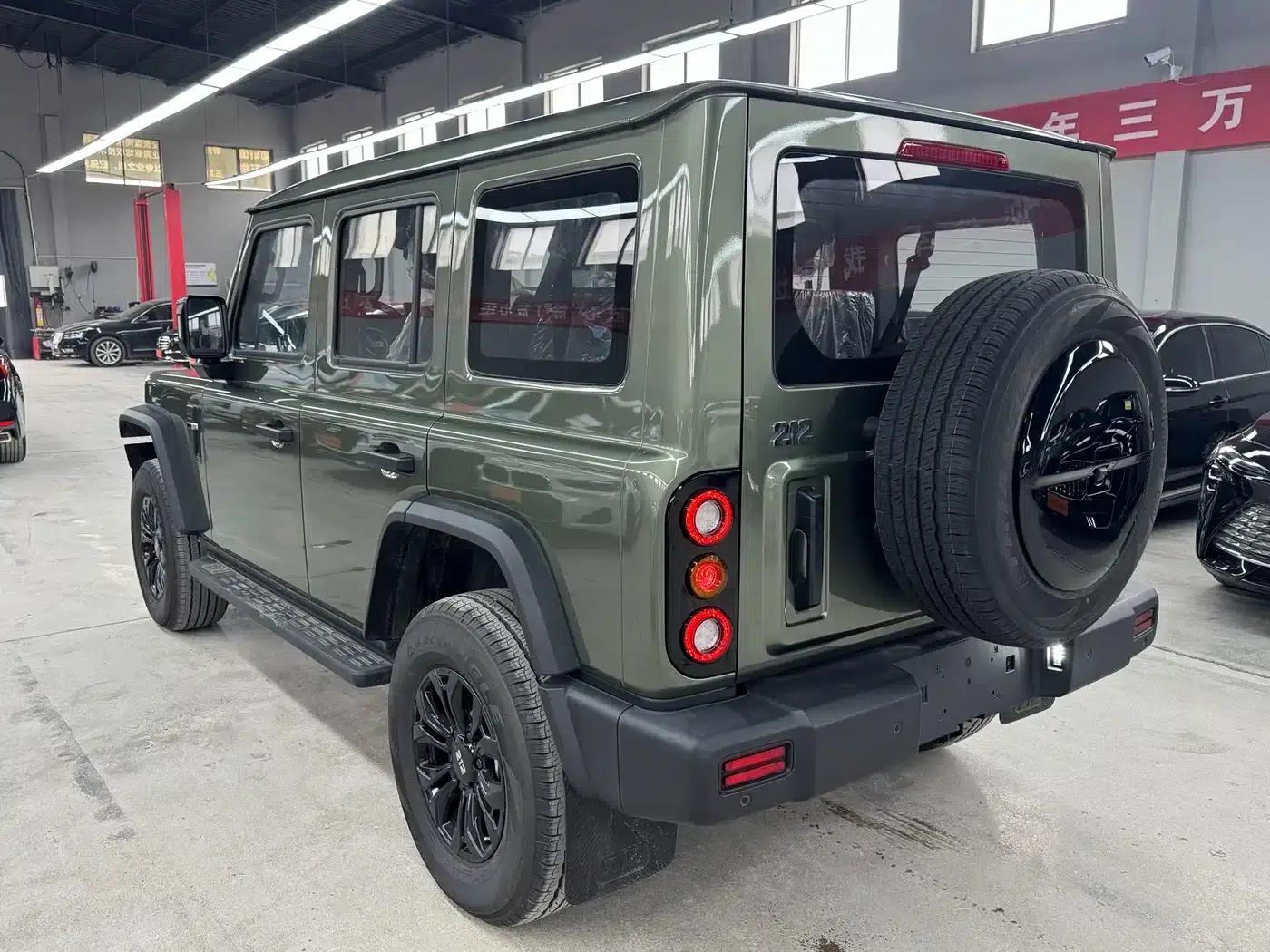 212 T01 2024 Explorer 2.0T — миниатюра 6