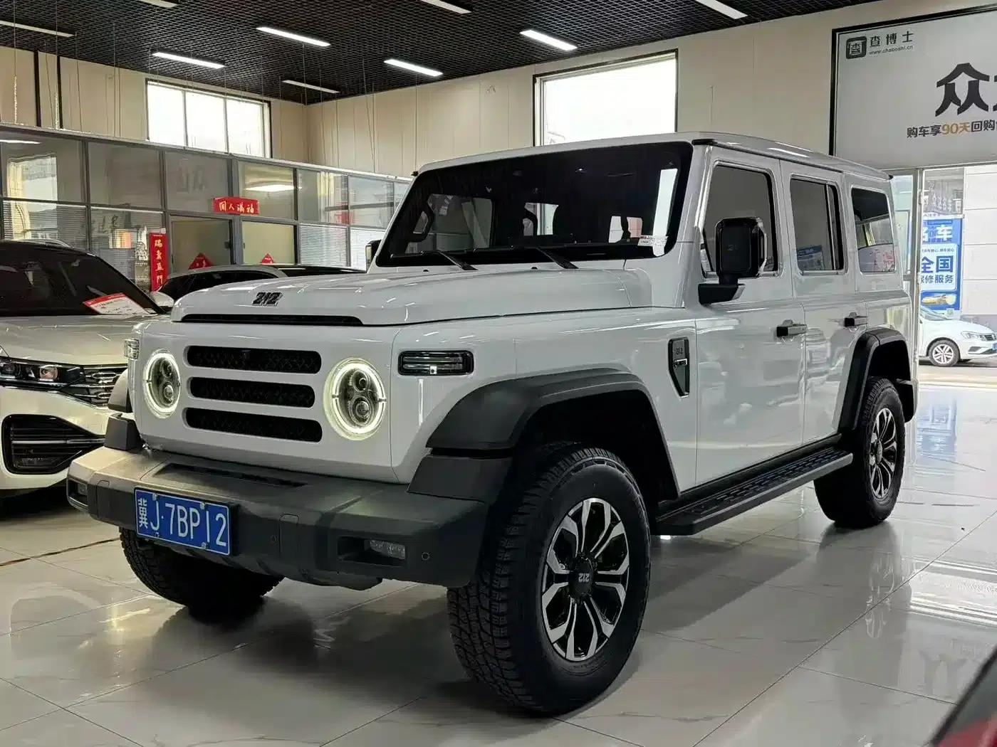 212 T01 2024 Explorer 2.0T — миниатюра 1