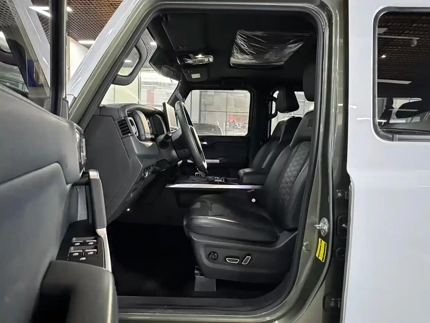 212 T01 2024 Explorer 2.0T — миниатюра 7