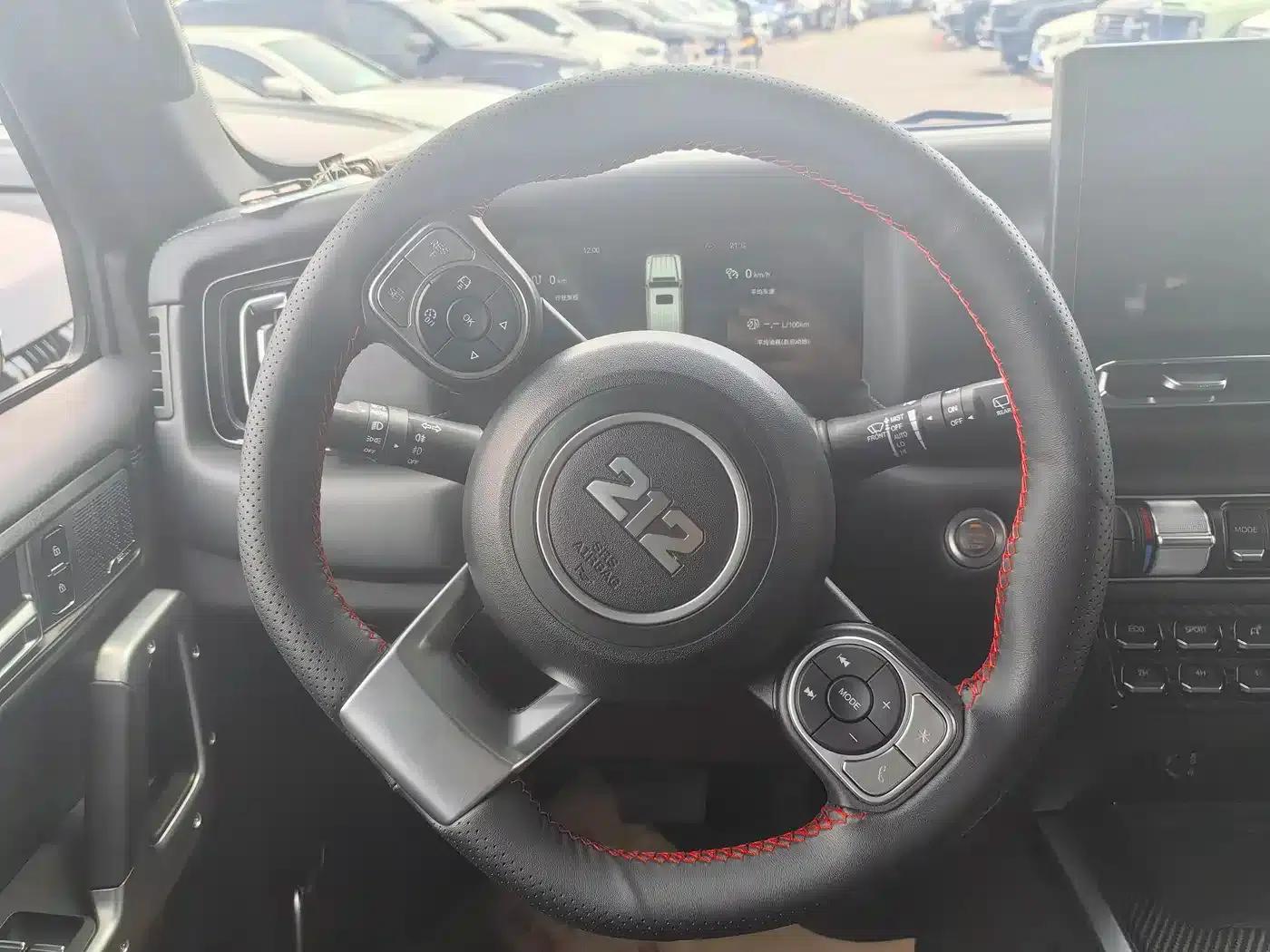 212 T01 2024 Explorer 2.0T — миниатюра 11