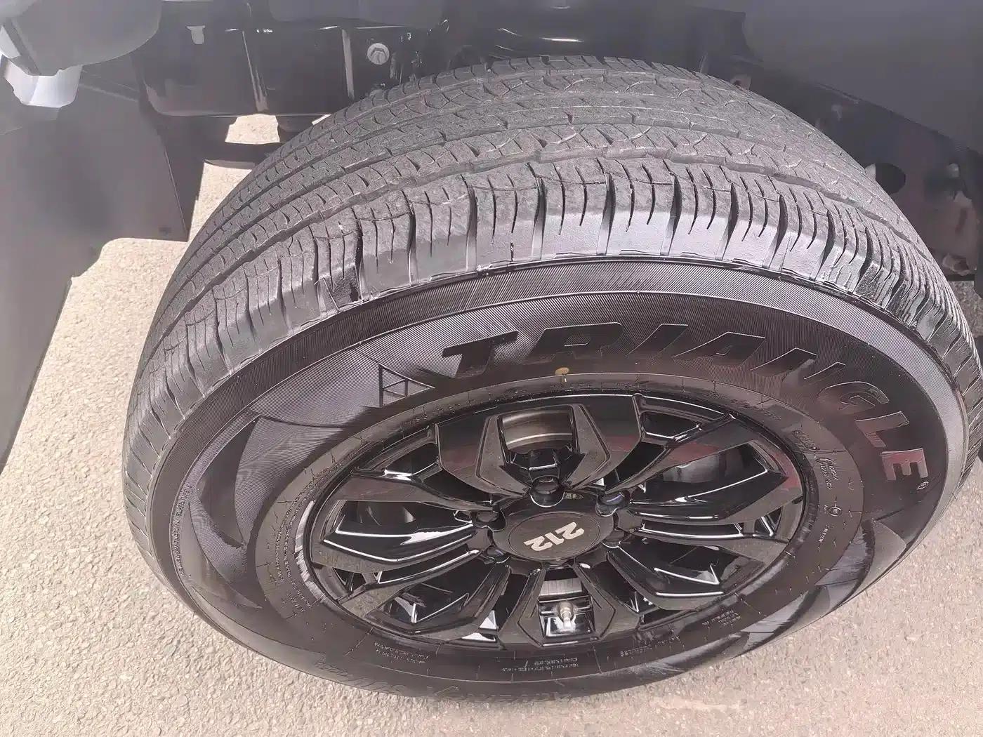 212 T01 2024 Explorer 2.0T — миниатюра 4