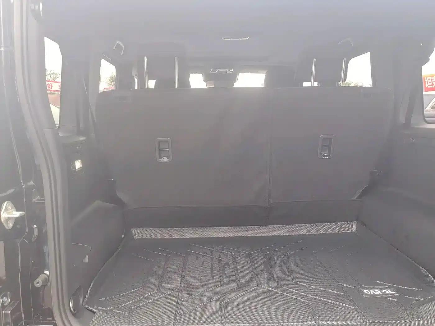 212 T01 2024 Explorer 2.0T — миниатюра 8