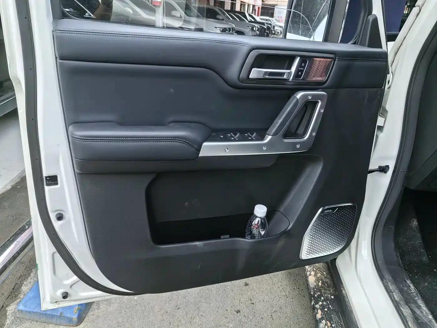 212 T01 2024 Explorer 2.0T — миниатюра 5