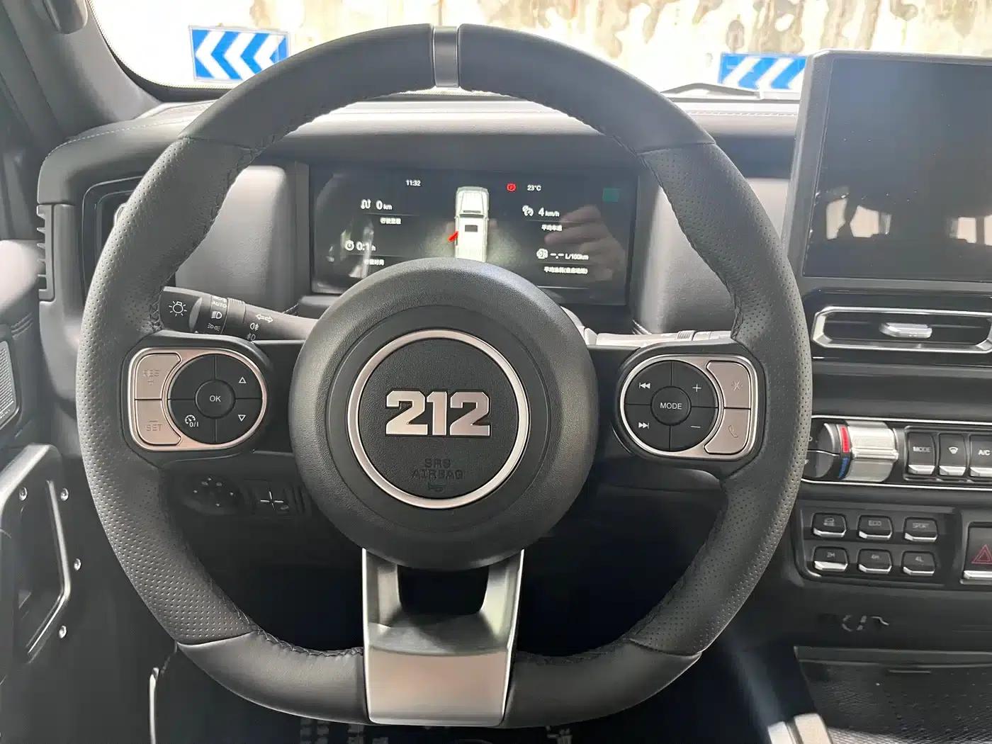 212 T01 2025 Model 2.0T Diesel — миниатюра 9