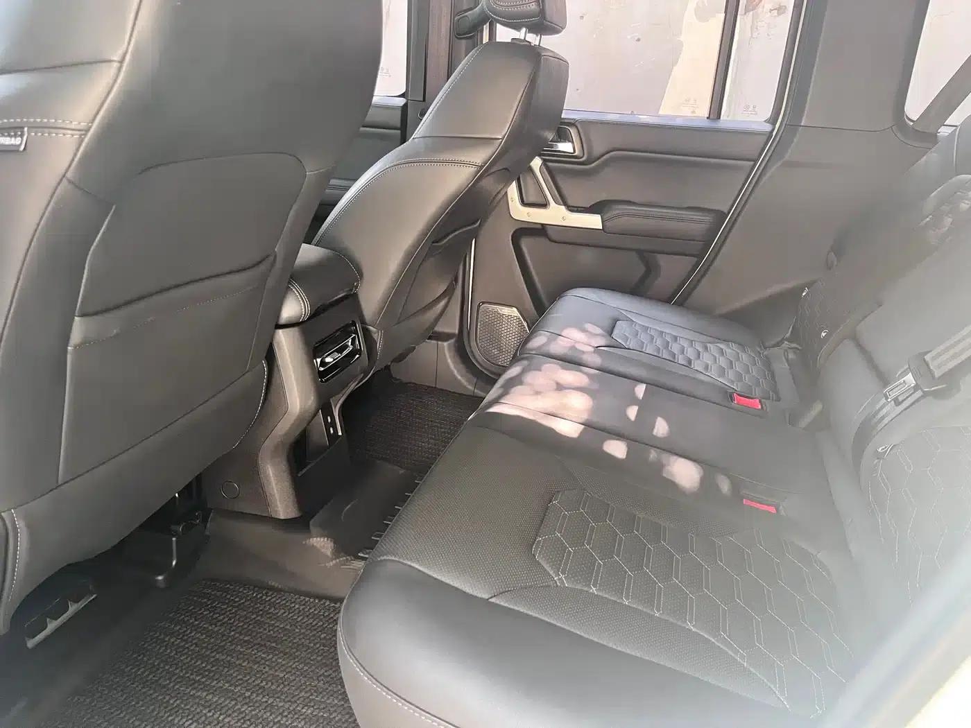 212 T01 2024 Explorer 2.0T — миниатюра 11