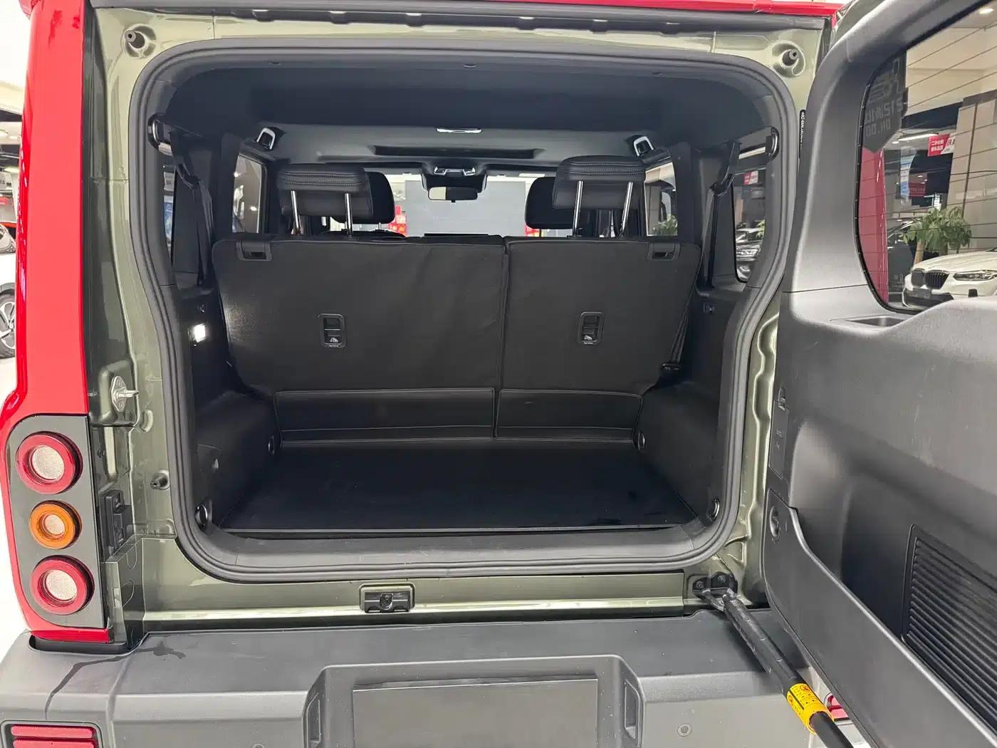 212 T01 2024 Explorer 2.0T — миниатюра 8
