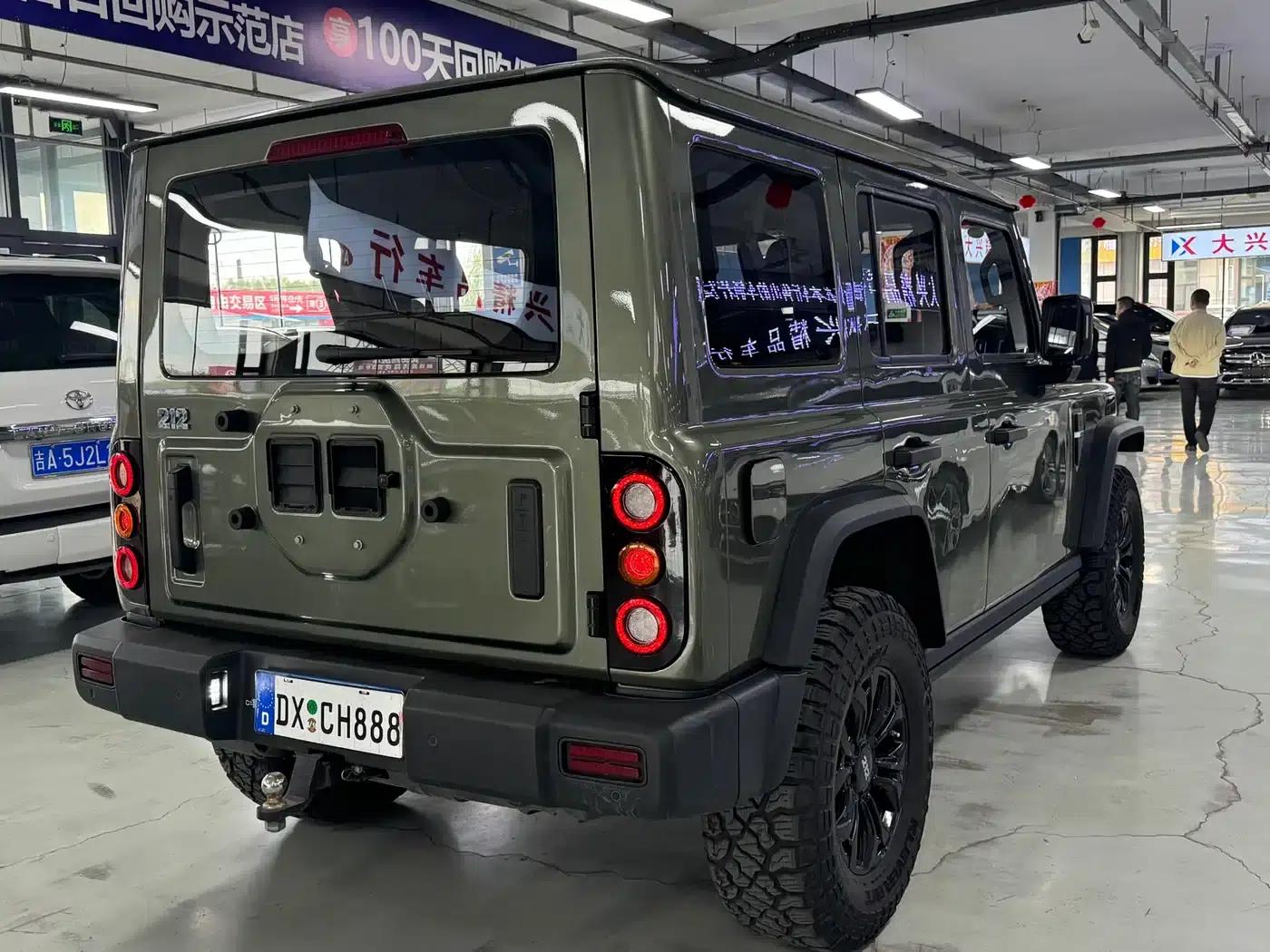 212 T01 2024 Explorer 2.0T — миниатюра 7