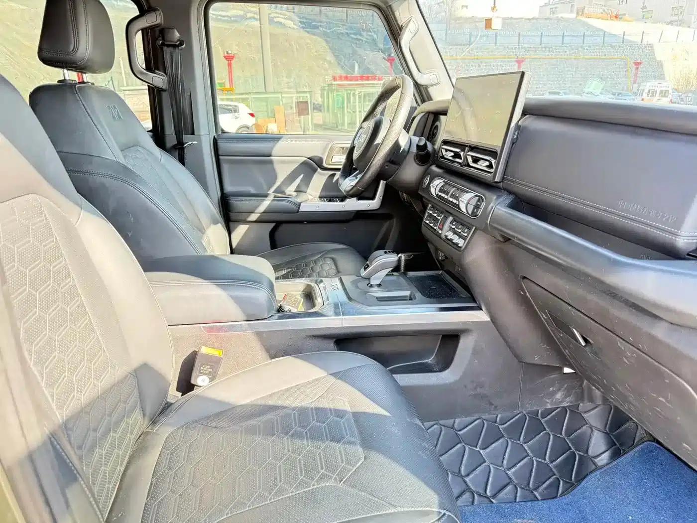 212 T01 2024 Explorer 2.0T — миниатюра 14