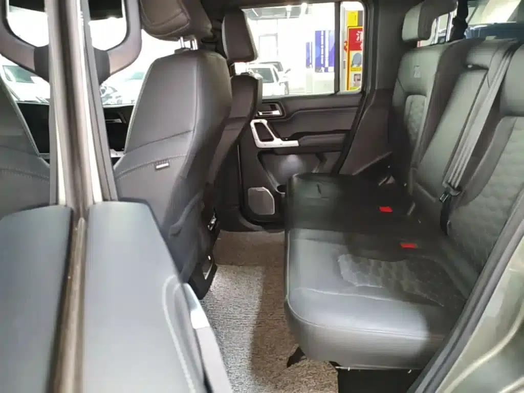 212 T01 2024 Explorer 2.0T — миниатюра 17