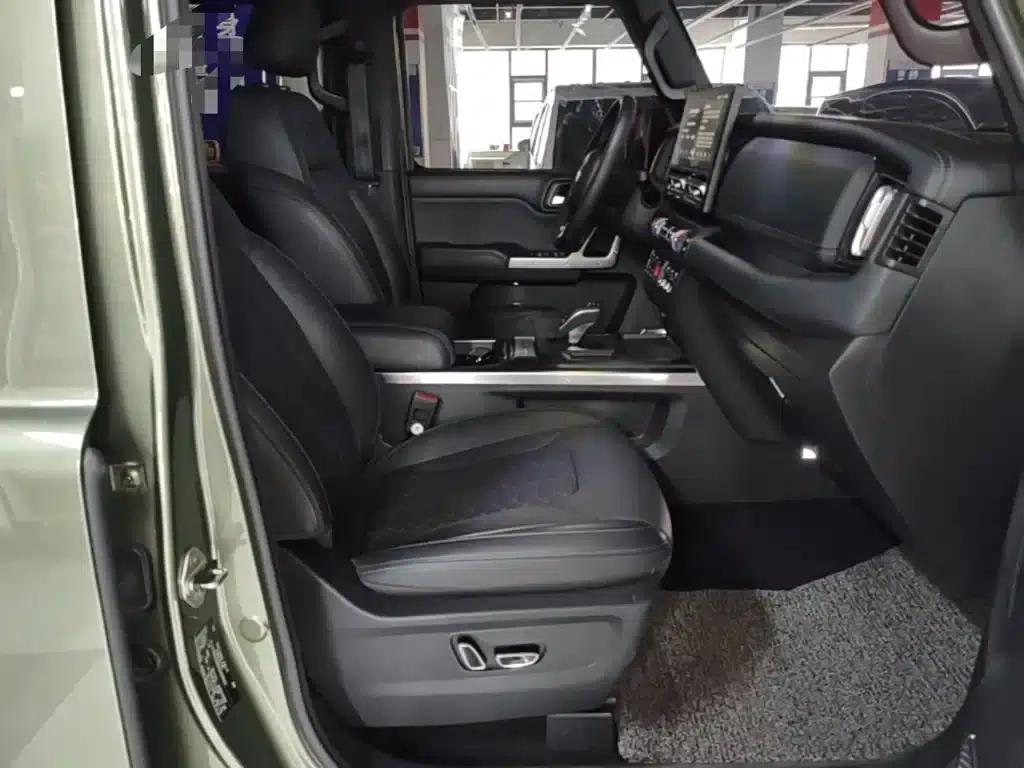 212 T01 2024 Explorer 2.0T — миниатюра 25
