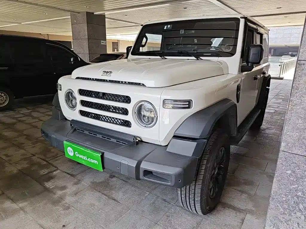 212 T01 2024 Model 2.0T Mechanic — миниатюра 1
