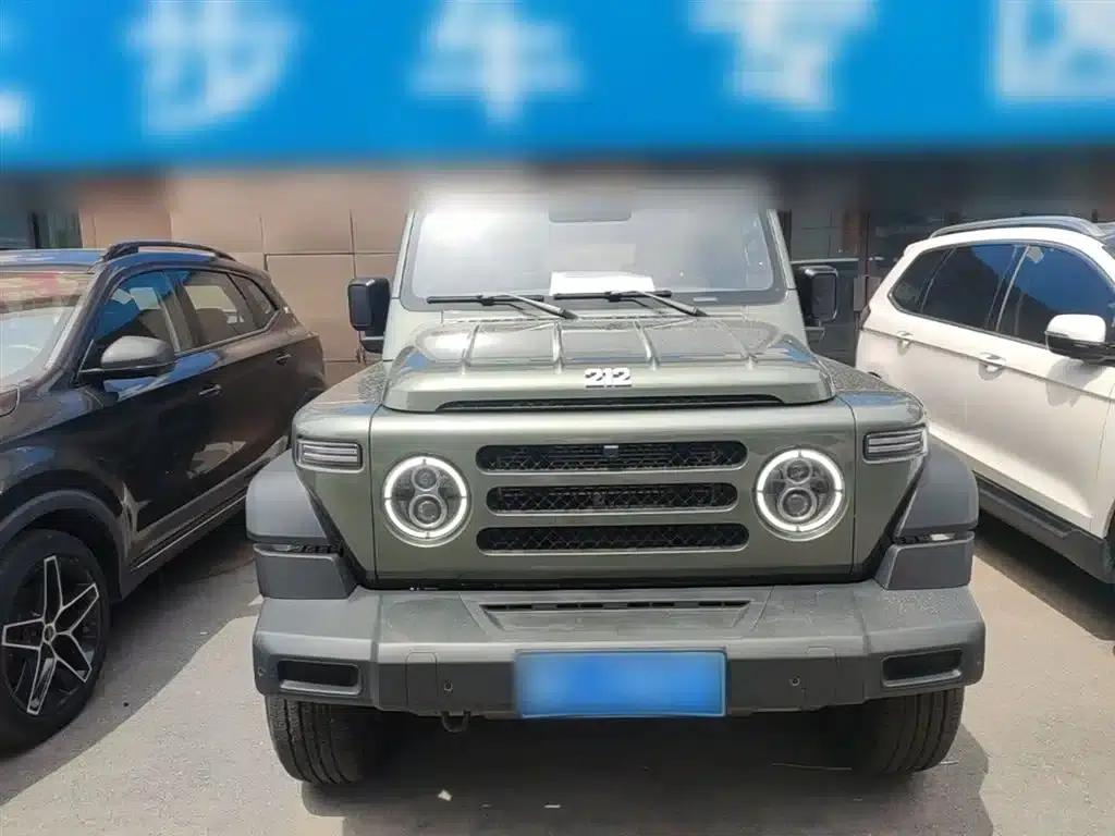 212 T01 2024 Model 2.0T Mechanic — миниатюра 3