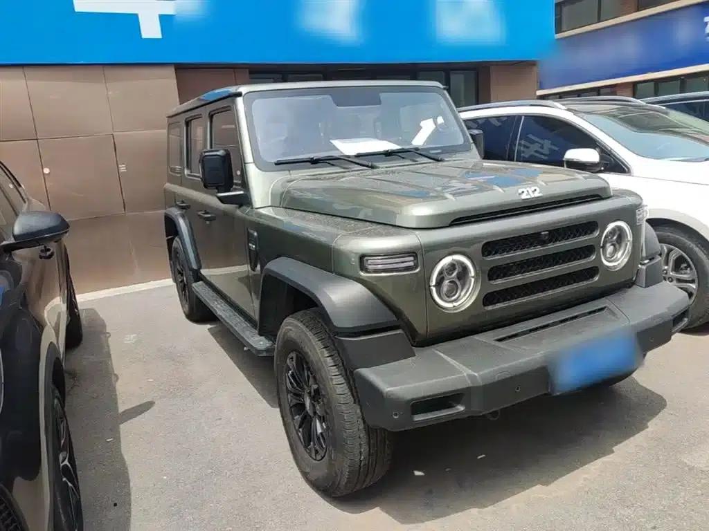 212 T01 2024 Model 2.0T Mechanic — миниатюра 4