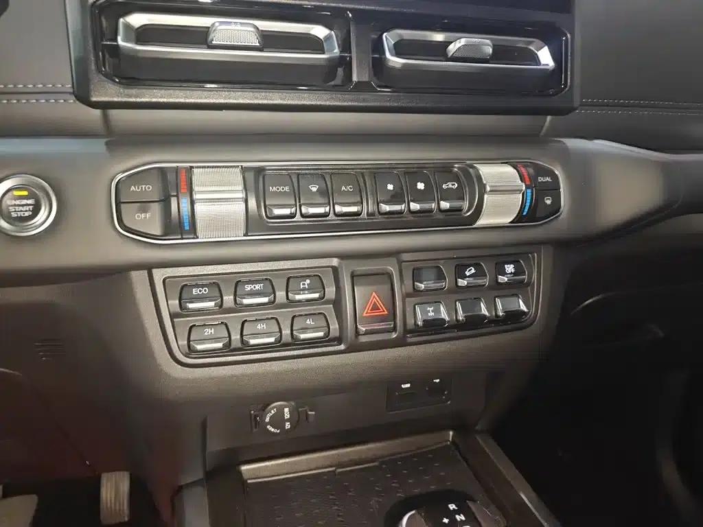 212 T01 2024 Explorer 2.0T — миниатюра 16