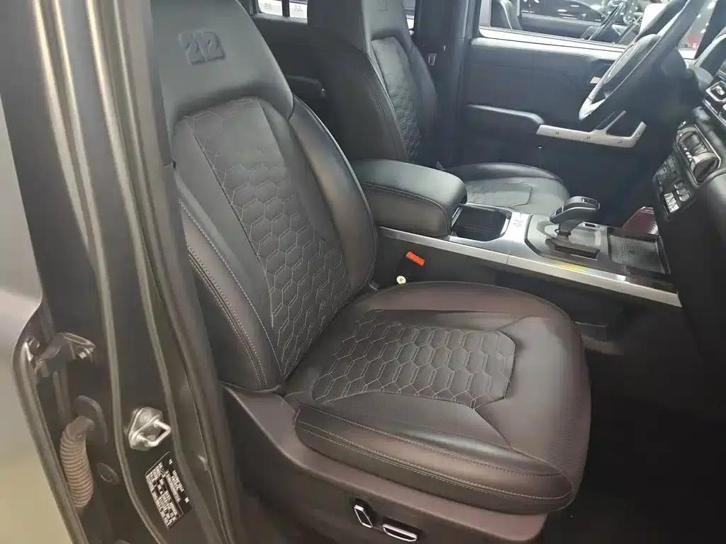 212 T01 2024 Explorer 2.0T — миниатюра 3