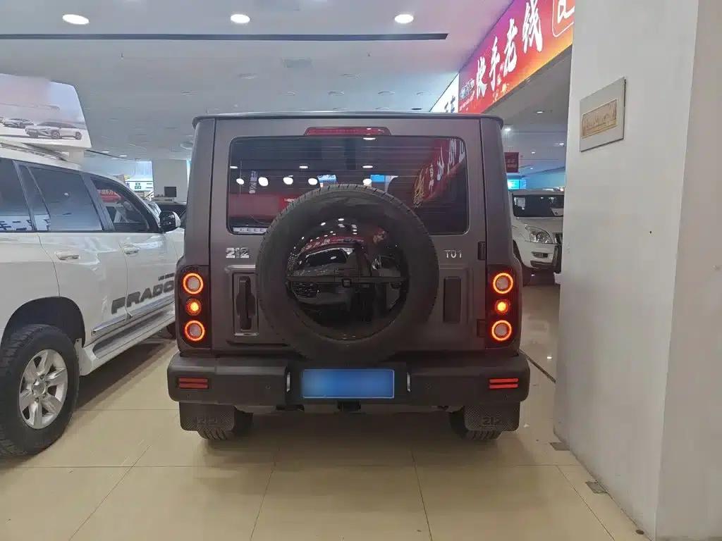 212 T01 2024 Explorer 2.0T — миниатюра 9