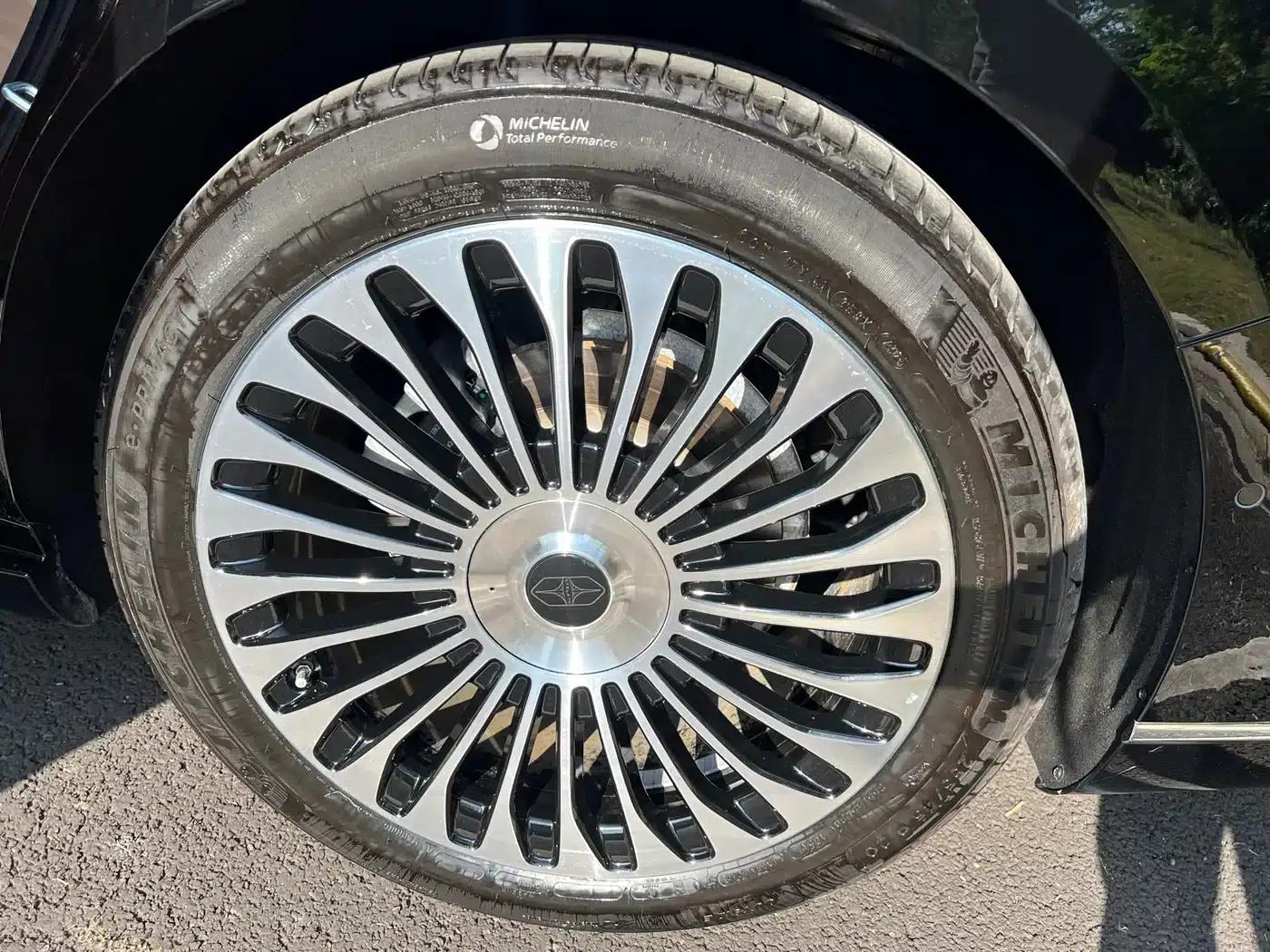 Enjoy S9 2026 Model (Range Extended Ultra, Rear-Wheel Drive, 53kWh, 192-Line LiDAR) — миниатюра 12