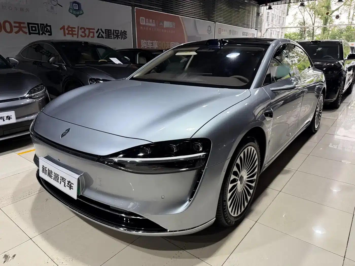 Enjoy S9 2026 Model (Range Extended Ultra, Rear-Wheel Drive, 53kWh, 192-Line LiDAR) — миниатюра 1