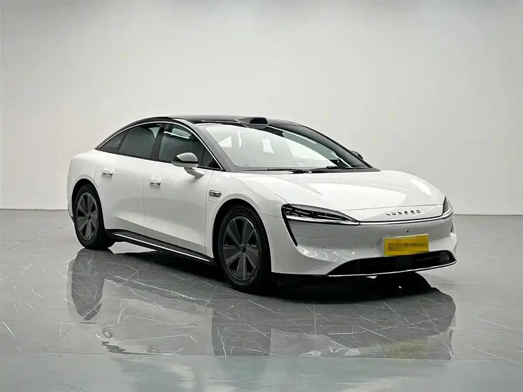 Zhijie S7 2024 Max Rear-Wheel Drive Long-Range Intelligent Driving Edition — миниатюра 8