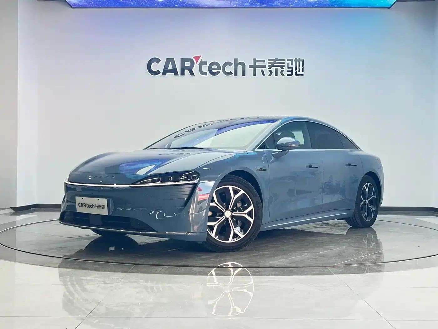 Zhijie S7 2024 Pro Rear-Wheel Drive Long-Range Edition — миниатюра 1