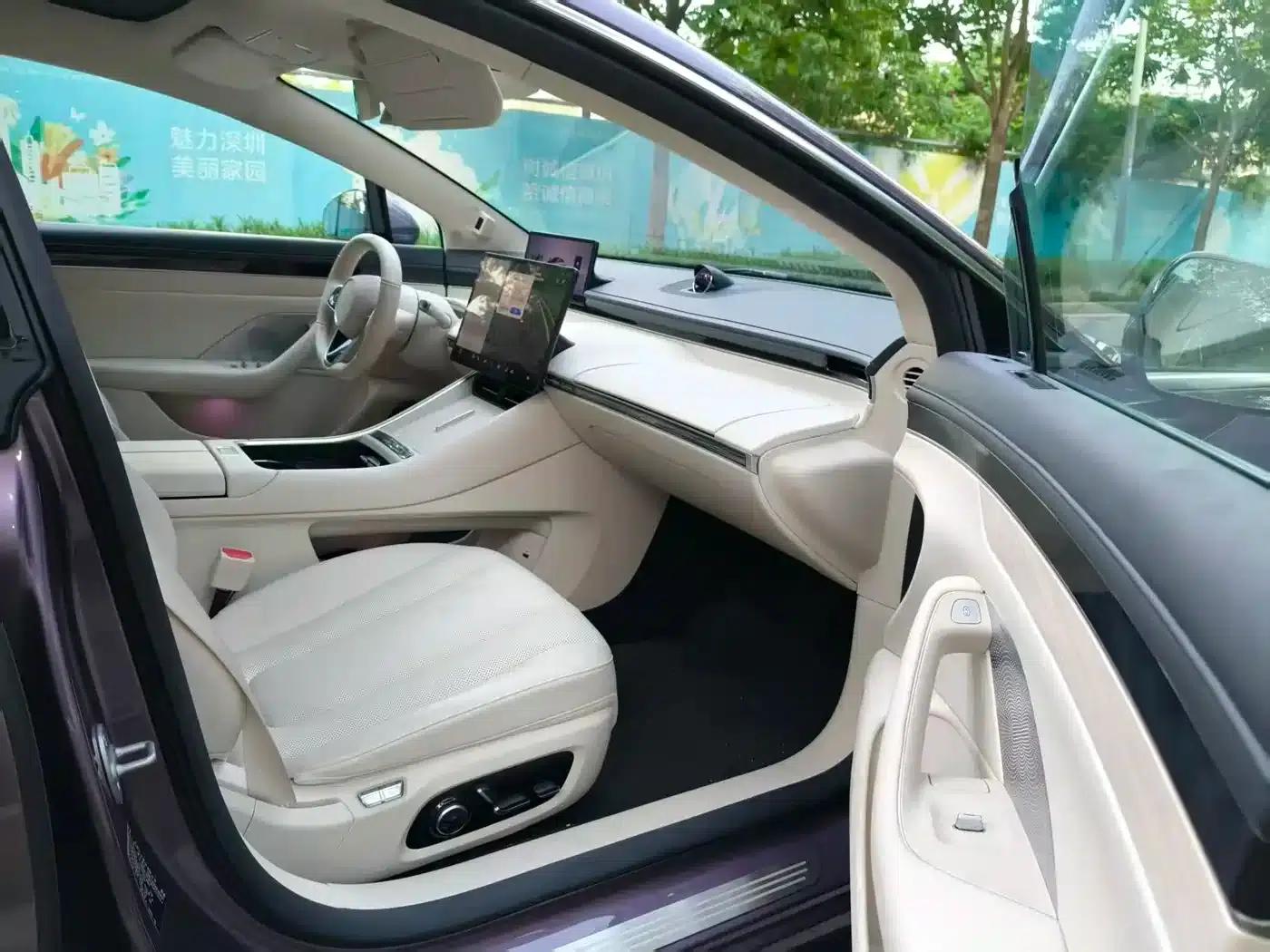 Zhijie S7 2024 Pro Rear-Wheel Drive Long-Range Edition — миниатюра 11