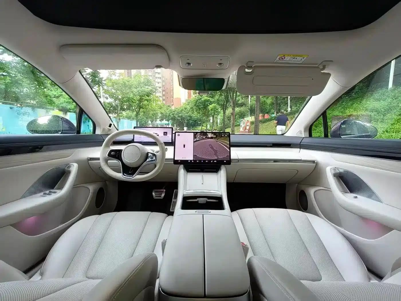 Zhijie S7 2024 Pro Rear-Wheel Drive Long-Range Edition — миниатюра 15