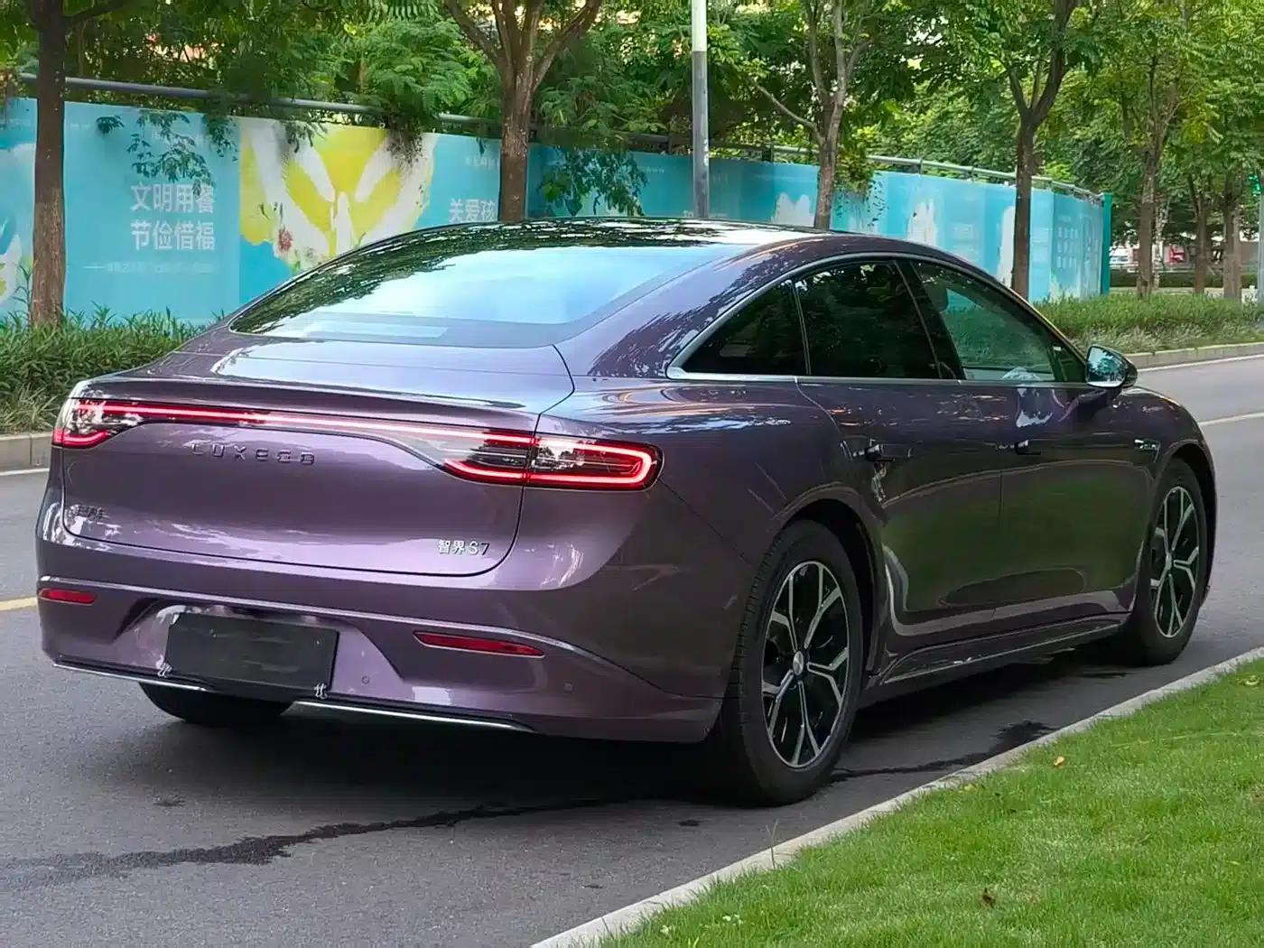Zhijie S7 2024 Pro Rear-Wheel Drive Long-Range Edition — миниатюра 7