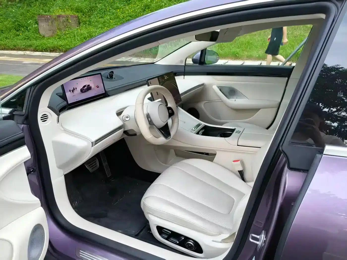 Zhijie S7 2024 Pro Rear-Wheel Drive Long-Range Edition — миниатюра 10