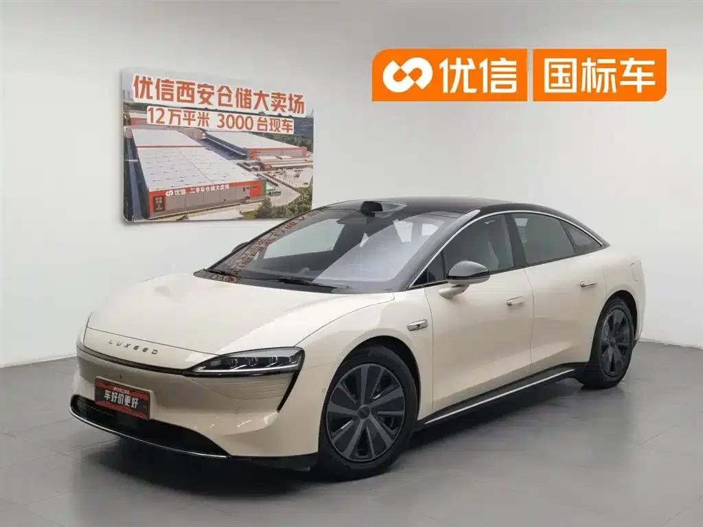 Zhijie S7 2024 Max Rear-Wheel Drive Long-Range Intelligent Driving Edition — миниатюра 1